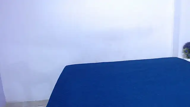 onixandghosty1 online show from April 10, 6:58 pm