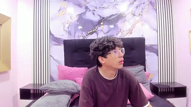 Desire Ecstasy online show from February 3, 3:15 am