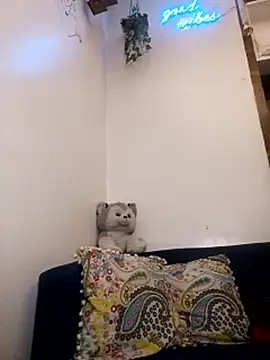 TheSassyGirl7 online show from September 22, 7:34 pm