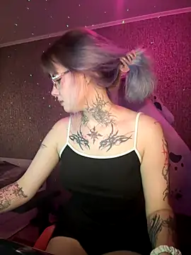 n1ghtcloud online show from September 12, 8:23 am