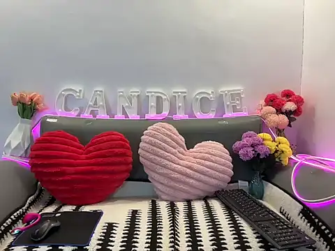 candiceempire online show from February 8, 11:18 pm