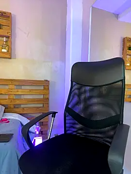  miss mia online show from October 2, 2:44 pm