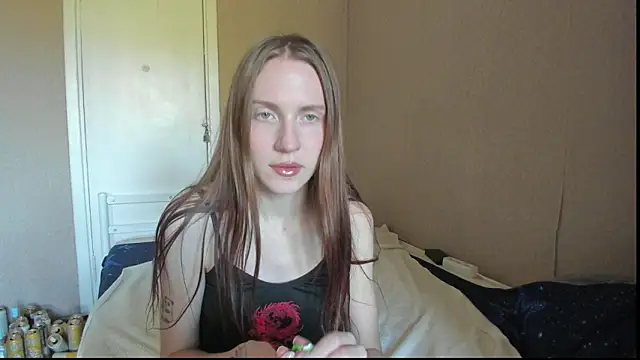 Kelly Gerzikaa online show from October 2, 8:08 am