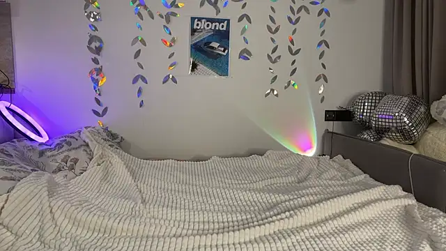 lxsundollyxl online show from October 6, 3:56 am