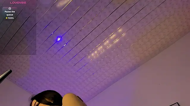 Zahra milks online show from September 18, 1:31 pm