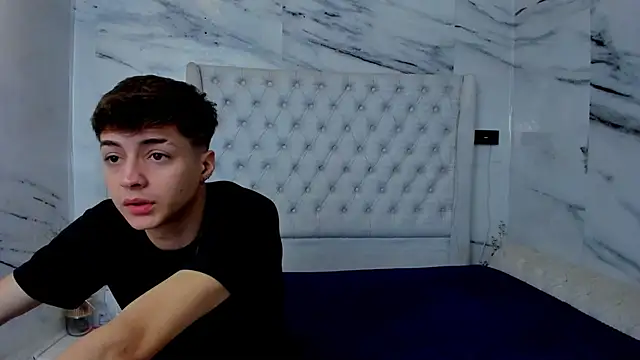 Ari and Storm online show from December 20, 2:10 pm