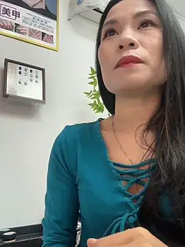 Baby-mmm online show from November 14, 4:34 am