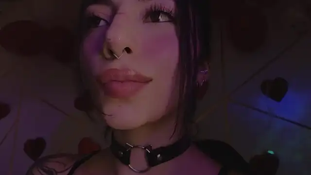 Hollyxx  online show from February 18, 3:49 am