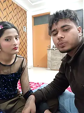 romantic couple1 online show from February 22, 1:17 am