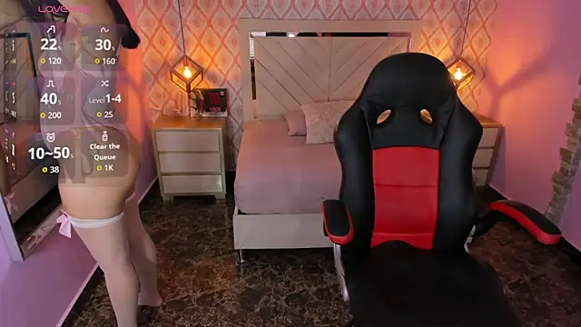 CHRISTY TEIGEN4 online show from January 14, 7:30 pm