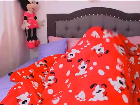 Nicolletorres2 online show from September 20, 3:21 pm