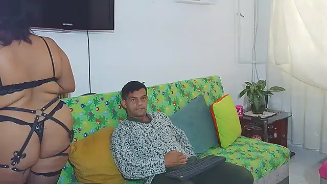 Nicolletorres2 online show from February 13, 3:46 pm