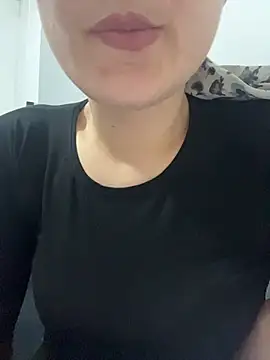 delibiri11 online show from March 9, 10:24 pm