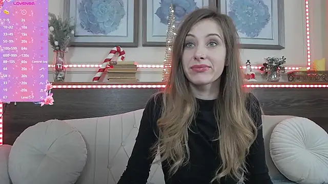 MuseDollX online show from November 28, 8:45 pm