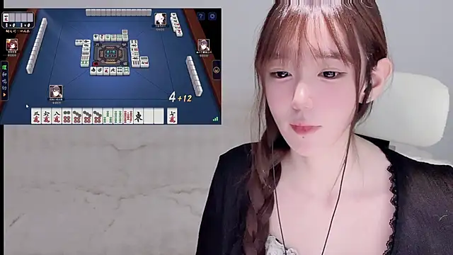 Xiao-runbao online show from December 22, 3:15 pm