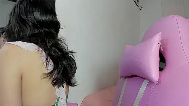 Laura and Kevin online show from January 13, 7:51 pm