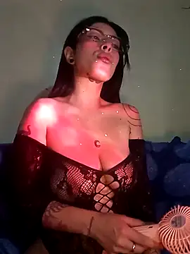 scarlet venom online show from November 27, 2:53 pm