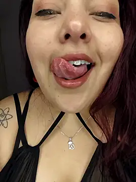 kendra lil evill online show from September 15, 10:56 am