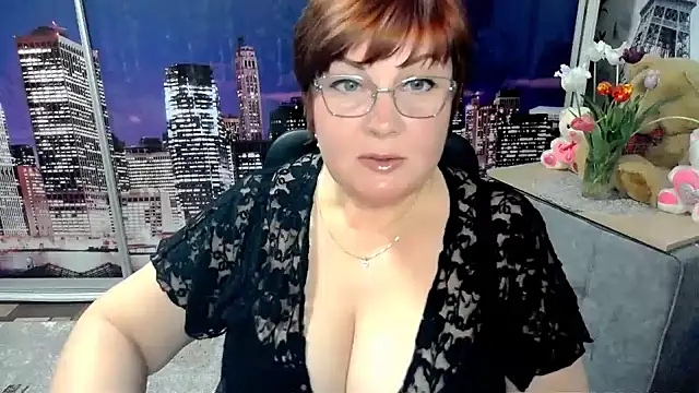 Bela Lana  online show from May 4, 5:50 pm