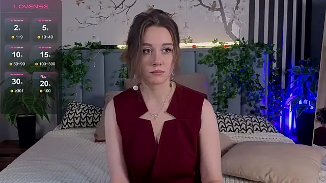 SkyHelen online show from November 18, 4:24 am