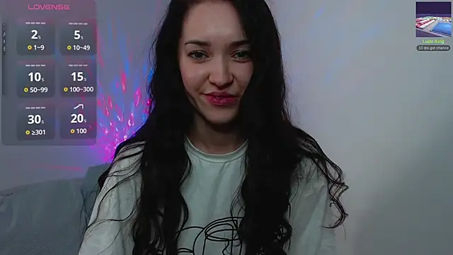 Veliora online show from September 26, 9:40 am