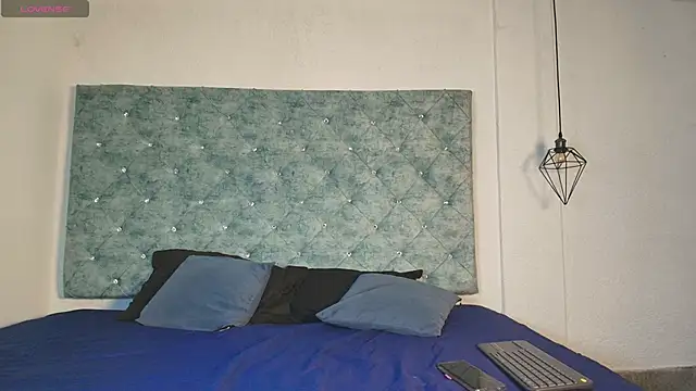 novaa snow online show from September 24, 7:24 pm