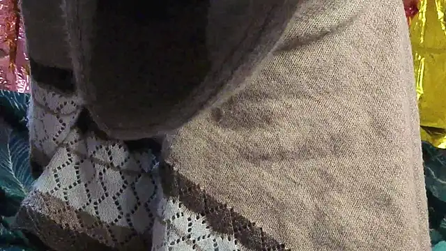  kikiclark   online show from April 15, 8:31 pm