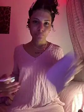 luluzinhax online show from June 21, 3:32 am
