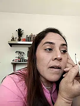 denissebombon online show from February 4, 6:22 pm