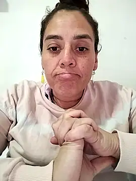 denissebombon online show from March 30, 7:46 pm