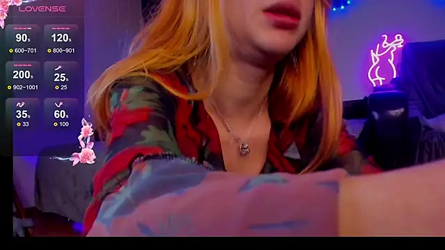 DaddysLittleSlutfox online show from November 24, 7:05 pm