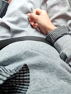 shaoshao-7758 online show from September 19, 11:48 pm