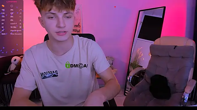 travis wolf  online show from October 5, 7:08 pm