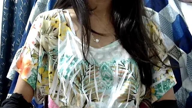 Riva arora01 online show from February 27, 10:48 am