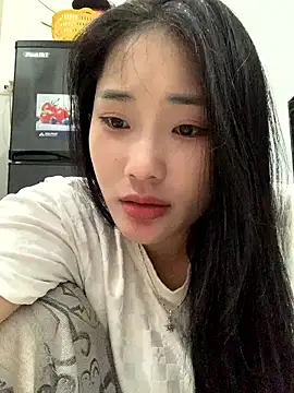 LylyBaby1888 online show from January 9, 1:43 am