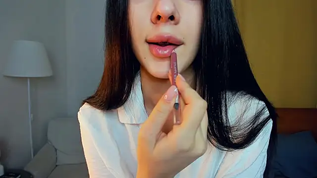 JoCauterucci online show from December 20, 7:01 am