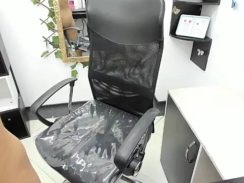 Carolina Suarez  online show from September 28, 3:02 am