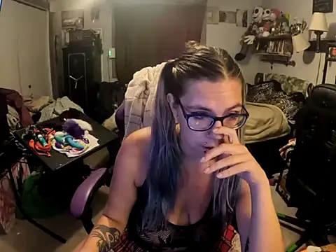 R4inbowK1tty online show from September 23, 4:10 am