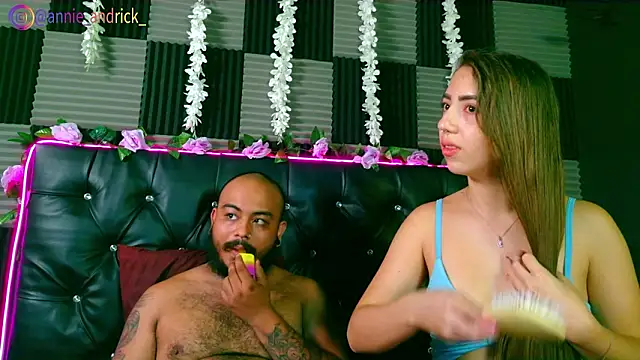  leda swan  online show from February 23, 2:16 pm