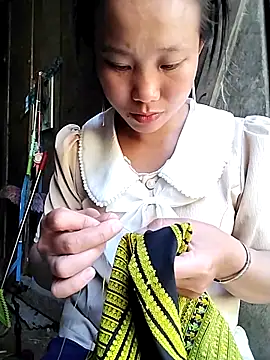 liu-liusexy online show from September 21, 7:51 am