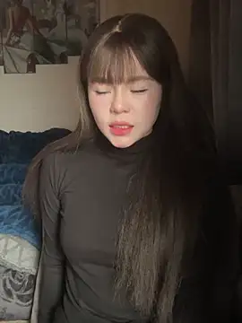 SarahBeii online show from December 16, 5:35 am