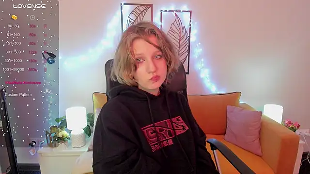 Hailey Foxy online show from October 10, 8:52 am