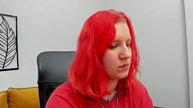 Hailey Foxy online show from April 24, 11:57 am