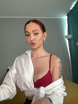 LittleFox    online show from September 15, 6:32 am