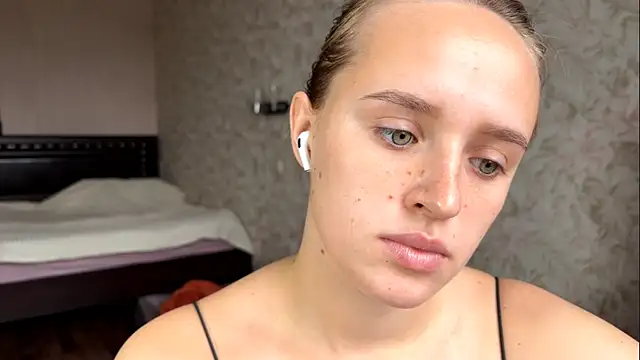 ElisabetLorney online show from October 15, 8:50 am