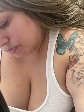 bruna438 online show from March 7, 12:45 pm