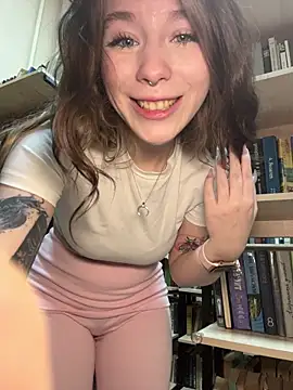 Mimiumuy online show from February 15, 9:36 pm