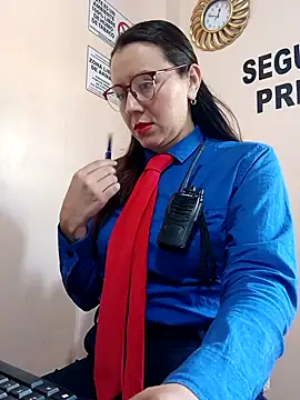 Hannah-colx online show from September 26, 4:48 pm