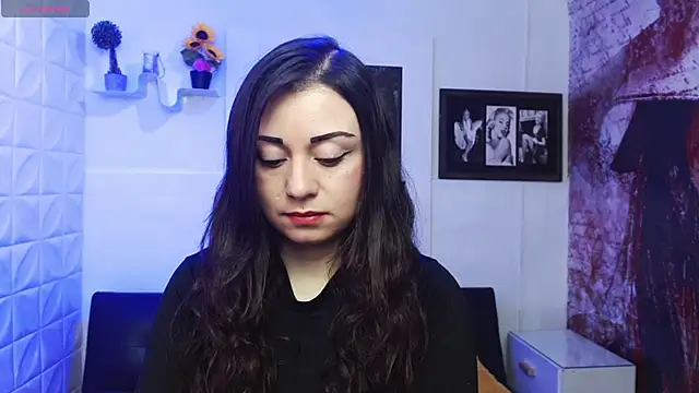 Eva Roussell online show from October 7, 2:43 pm