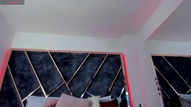 SusanaHenao online show from October 16, 7:27 pm